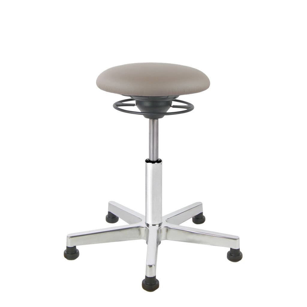 BALIMO Classic-Star in taupe (Kunstleder) mit Chrom-Fußkreuz – ergonomischer Sitzhocker mit Bodengleitern